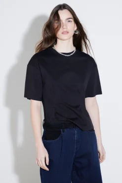 IHNABIA T-shirt