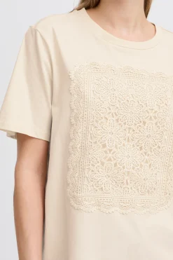 IHNAYOLA T-shirt