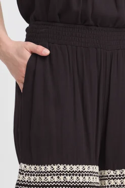 IHRAGNI Shorts