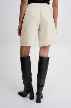 IHVILNA Shorts