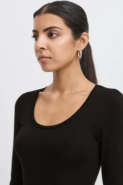 IHZOLA T-shirt