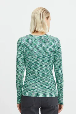 Knitted pullover
